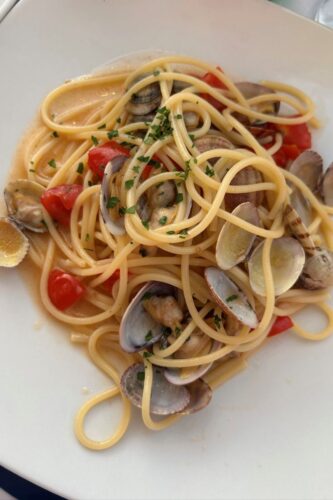 L'Ancora Spaghetti with Clams